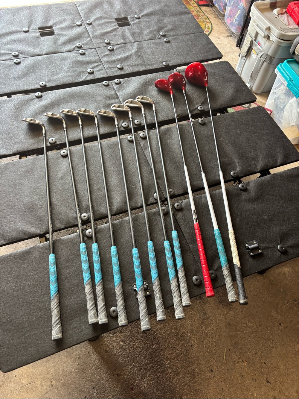Nike Golf Club Set NDS irons 3-pw covert tour2.0 driver, 3w and 3hyb adjustable